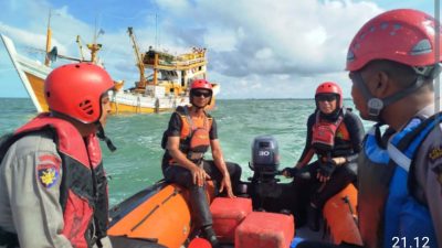 Personel Sat Polairud Polres Aceh Timur Lakukan Pencarian Nelayan Yang Hilang di Laut Personel Sat Polairud Polres Aceh Timur Lakukan Pencarian Nelayan Yang Hilang di Laut