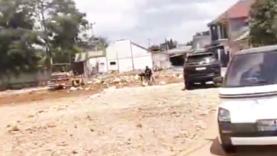 P3C: Jalan Curug Kotor, Warga Teriak Kalau Celaka Pengembang Mau Tanggung Jawab!