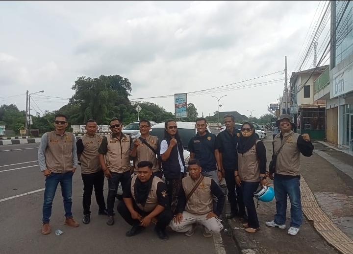 Law On The Road”: Ketika Aspal dan Keadilan Bertemu, Advokat di Banten Mengubah Touring Jadi Aksi Edukasi Hukum yang Inspiratif