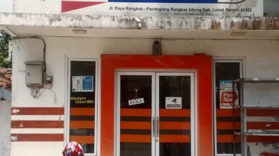 KPM BLT Kesra 2025 Mengaku Kecewa Haknya Tidak Diberikan Oleh Kantor Pos Warunggunung KPM BLT Kesra 2025 Mengaku Kecewa Haknya Tidak Diberikan Oleh Kantor Pos Warunggunung