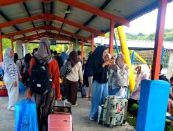 Ratusan Penumpang Aceh Hebat 1 Terlantar di Pelabuhan Calang, Warga Simeulue Kecewa Tak Dapat Tiket