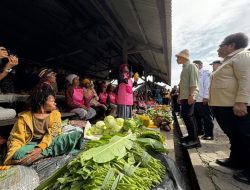 Tinjau Pasar Potikelek Wamena, Wapres Dukung Peran Mama-Mama Penopang Ekonomi Keluarga