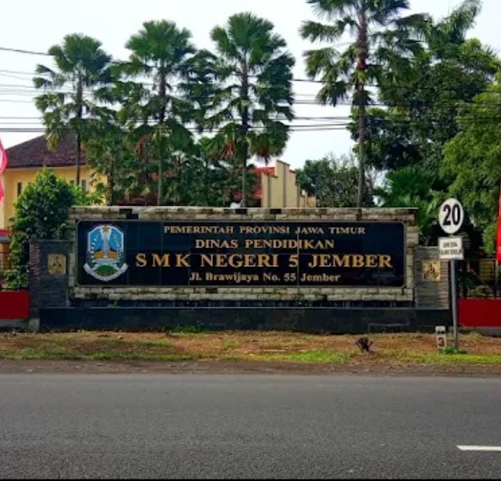 Di Duga Ada Biaya UKK SMKN 5 Jember