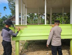 Polsek Bandar Dua Gotong Royong Cat Balai Pengajian LPI Babul Khairi Al Aziziyah