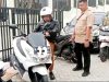 Kereenn! Bukan Naik Mobil Dinas, Wali Kota Depok Pakai Motor Resmikan Gedung