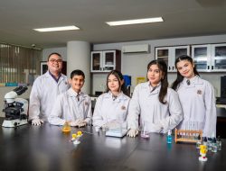 Menuju Satu Dekade Berkarya, BINUS SCHOOL Bekasi Raih Peringkat 8 SMA Paling Berprestasi di Jawa Barat