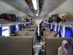 Dukung Mobilitas Masyarakat Lintas Daerah, KAI  Divre III Palembang Lanjutkan Operasional Kereta Tambahan KA Rajabasa