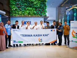 KAI Daop 1 Jakarta Salurkan TJSL Rp1,9 Miliar Sepanjang 2025 untuk Pendidikan hingga Pelestarian Lingkungan