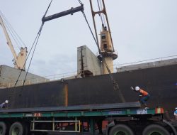 Tonggak Awal 2026, Pelindo Multi Terminal Jamrud Nilam Mirah Layani Kapal Impor Perdana