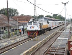 KAI Daop 2 Bandung Batalkan Perjalanan KA Ciremai Dampak Banjir di Wilayah Daop 4 Semarang