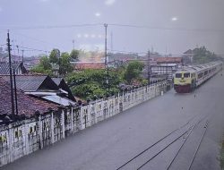 KAI Daop 1 Utamakan Keselamatan, Lakukan Penyesuaian Perjalanan KA Dampak Banjir Pekalongan