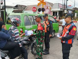 Jaga Keselamatan Perjalanan KA, KAI Daop 4 Semarang Laksanakan Sosialisasi Keselamatan di Perlintasan Sebidang di Grobogan