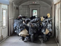 KAI Daop 1 Dukung Program Angkutan Motor Gratis DJKA Kemenhub, Angkut 4.144 Unit Sepeda Motor Selama Nataru 2025/2026