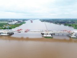 Suplai Beton Readymix WSBP Dorong Progres Jembatan Musi V, Struktur Utama Kini Telah Tersambung