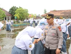 Polres Cilegon Hadir di Dunia Pendidikan, Tanamkan Disiplin dan Karakter Pelajar Lewat Program Polisi Peduli Pendidikan