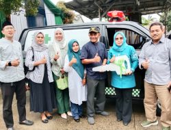 Pakai Dana Pribadi, Hj. Qonita Hadirkan Ambulans Sosial untuk Warga