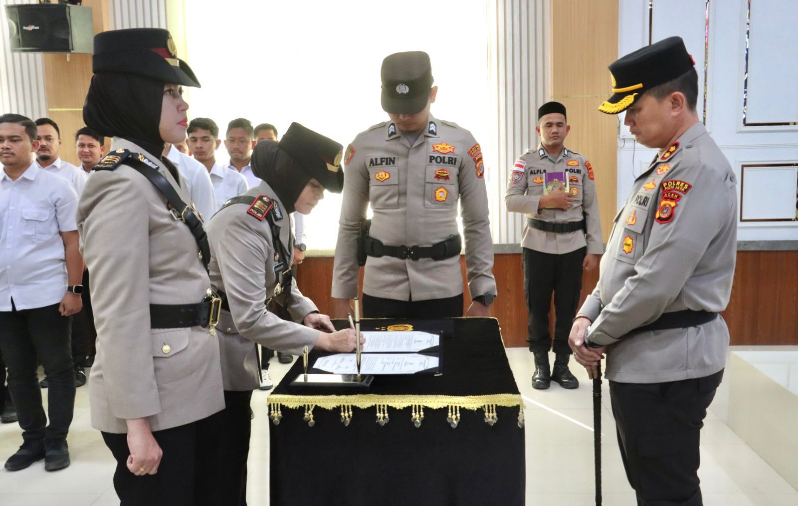 Kapolres Pidie Jaya Pimpin Sertijab Kasat Lantas dan Pelantikan Kapolsek Bandar Dua