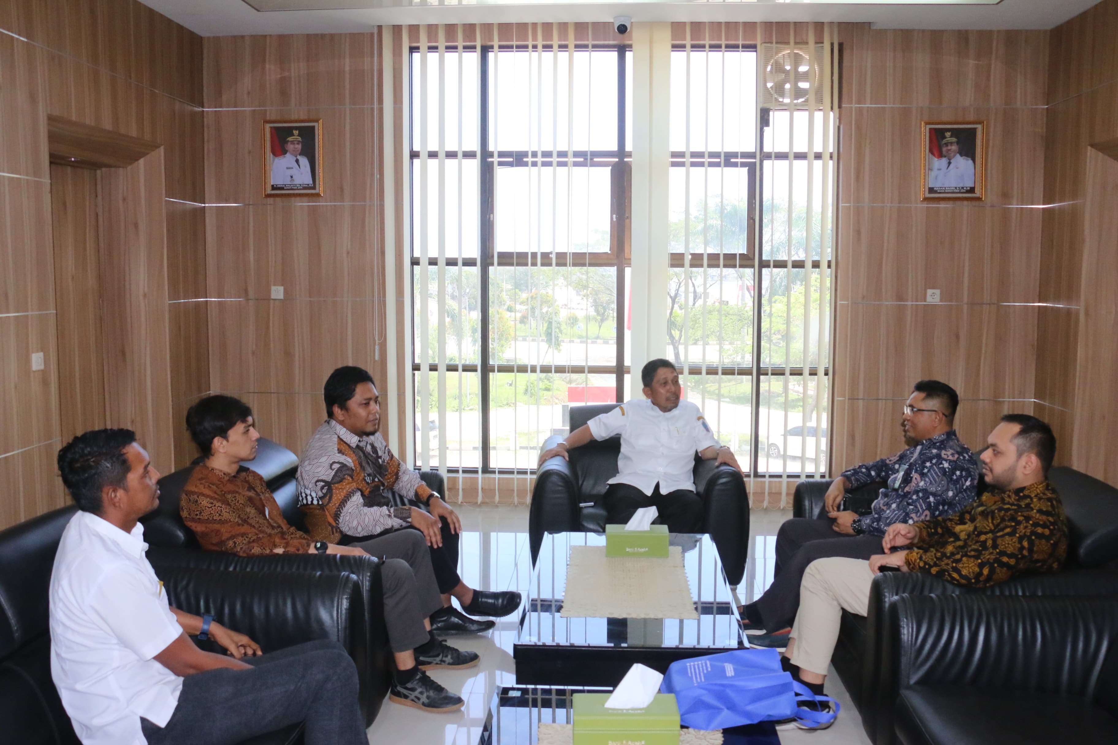 Bupati Pidie Jaya Terima Audiensi BSPJI Banda Aceh Bahas Sertifikasi Halal UMKM