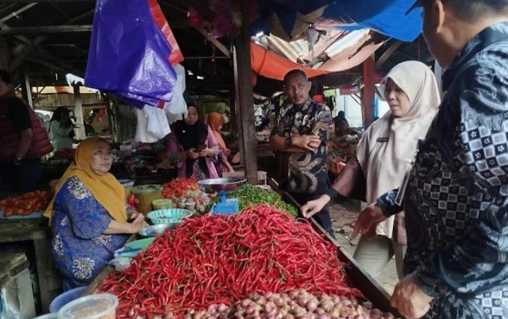 Pemkab Way Kanan Pantau Harga Pangan Di pasar Tradisional