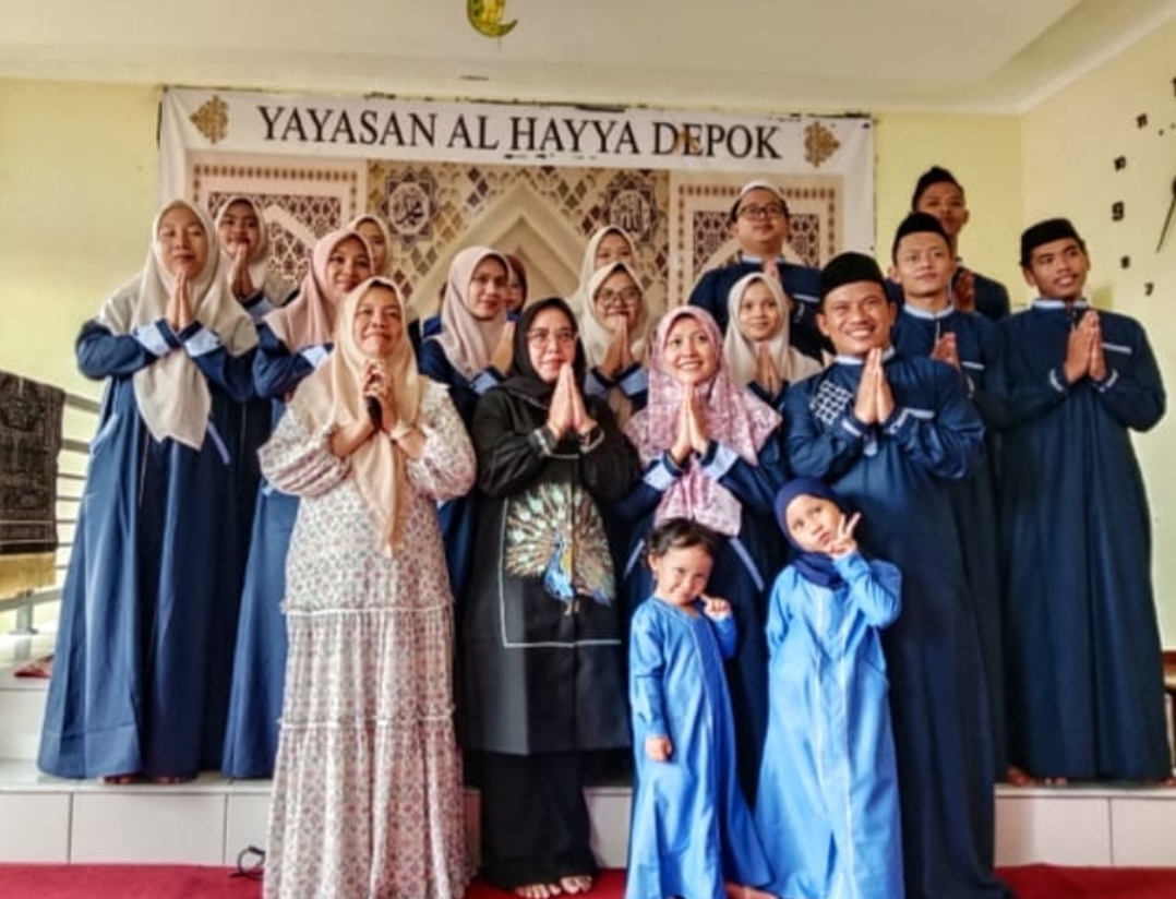 Bukan Sekadar Santunan, Qonita Luthfiyah Hadir Sebagai Ibu bagi Anak-Anak Al-Hayya