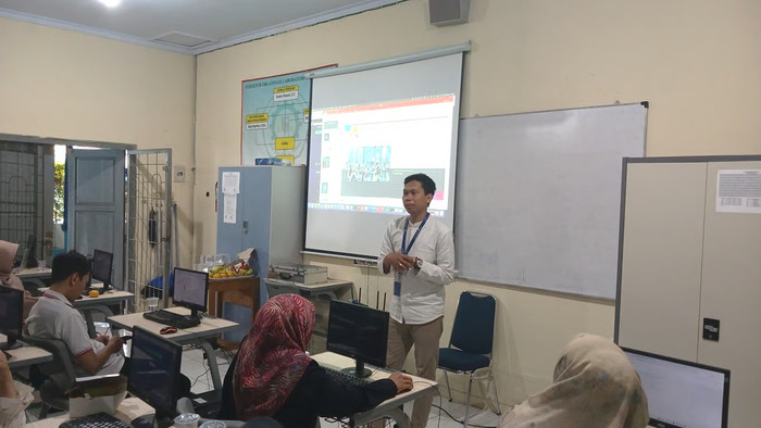 Krakatau IT Gelar Pelatihan AI untuk Peningkatan Kompetensi Guru YPKS