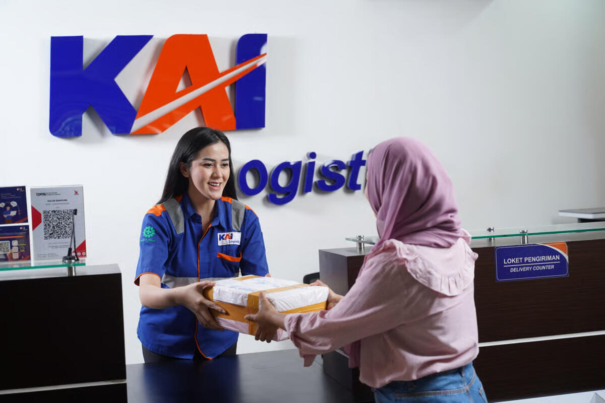 Perkuat Keamanan Produk, KAI Logistik Kantongi Sertifikasi Halal